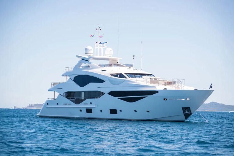 40M SUNSEEKER SUPERYACHT