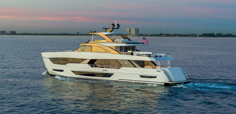 Luxury Yacht BOA VIDA