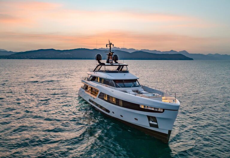 Luxury Yacht DAWO