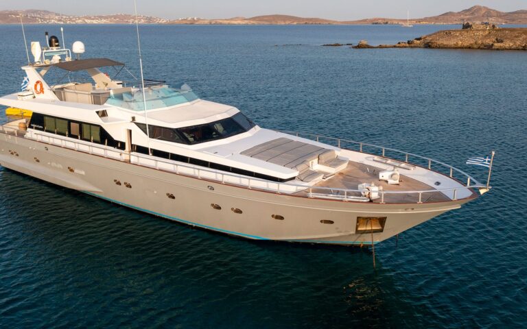 Luxury Yacht SHIVA