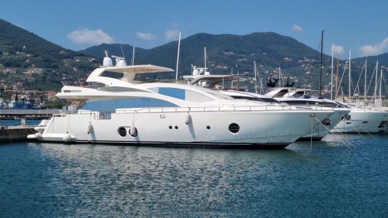 Aicon S.p.a.yachts