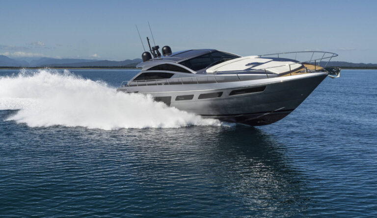 Motor Yacht SAINTS