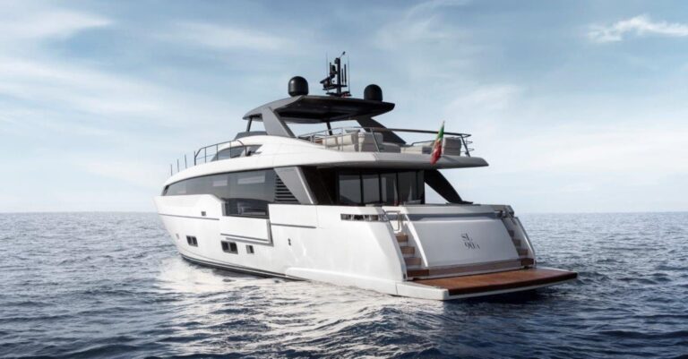 Luxury Yacht NOTYNOG (sistership)