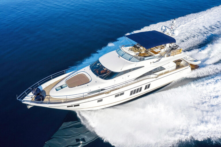 Luxury Yacht SCHATZI