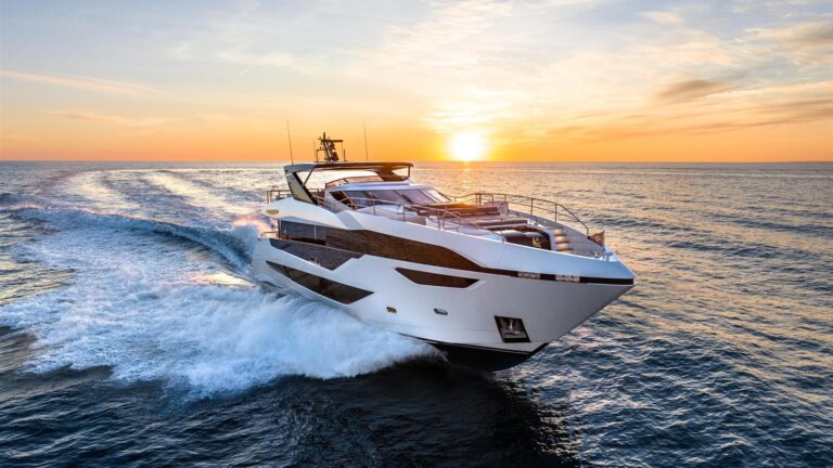Motor Yacht SCORPION