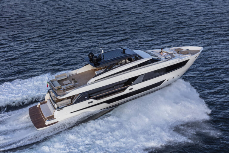 Motor Yacht SPICA (sistership)