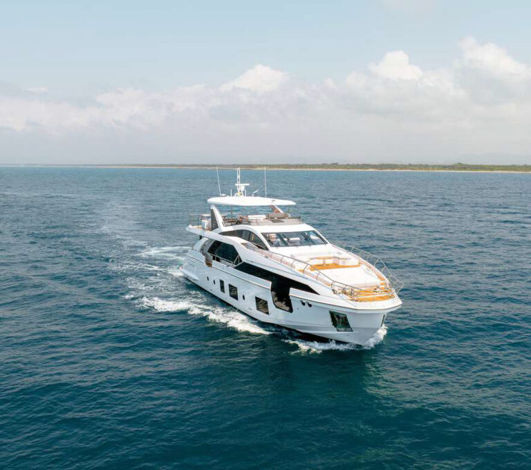 Motor Yacht VESTA