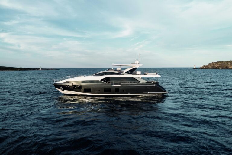 Superyacht ALUMINIA TOO