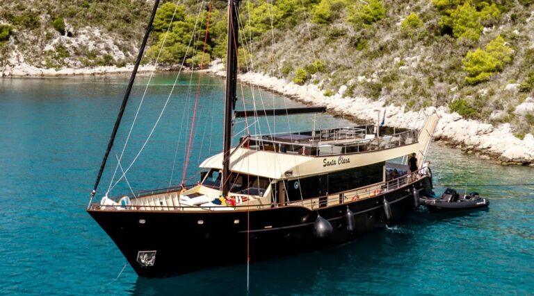 Superyacht SANTA CLARA