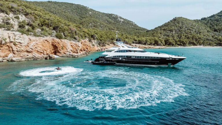 Motor Yacht BLISS