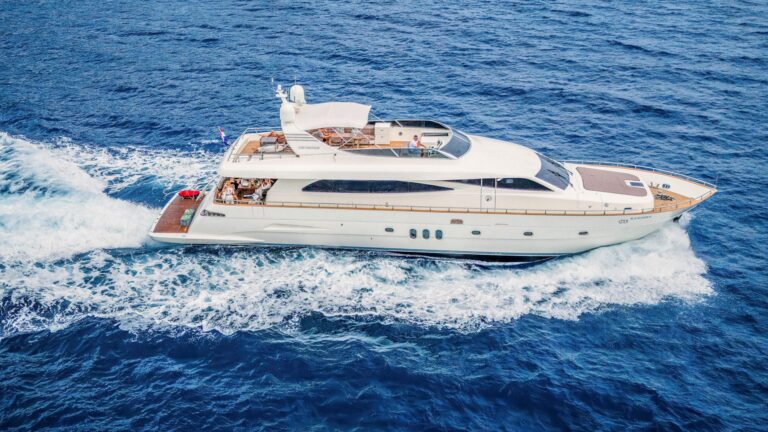 Motor Yacht KARISMA
