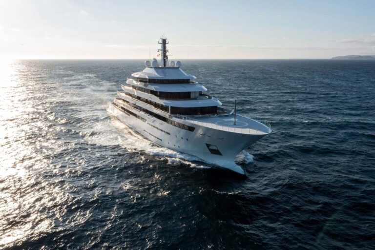 Motor Yacht RENAISSANCE