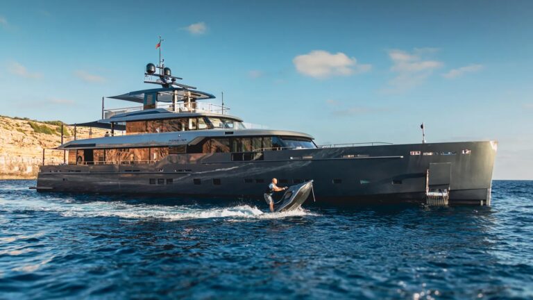 Motor Yacht By Logica Yachts