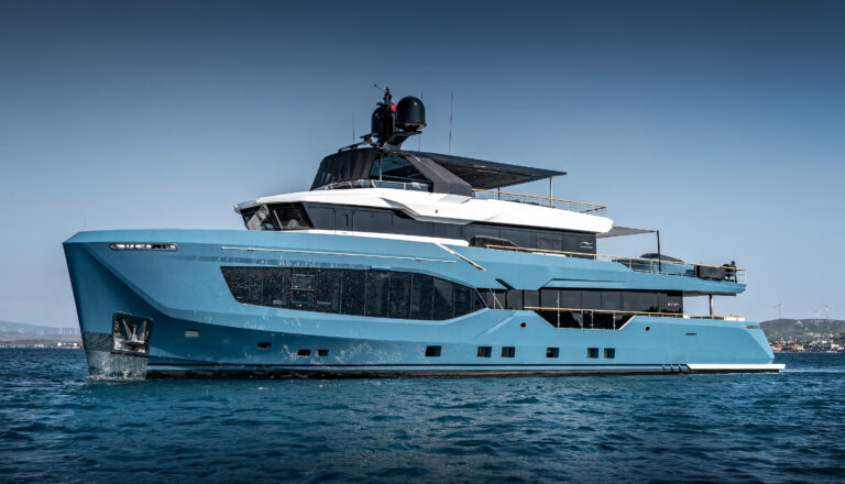Motor Yacht From NUMARINE