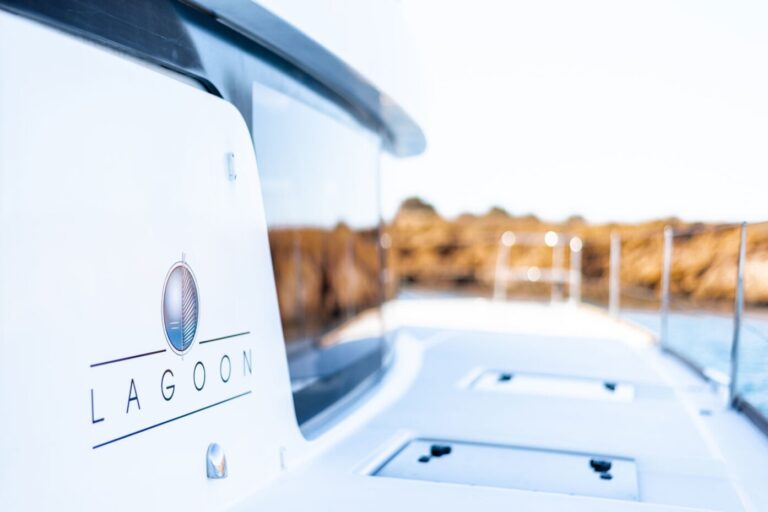 On Deck - Superyacht ACE OF HEARTS