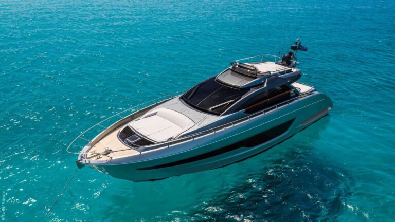Superyacht AMELIA (sistership)