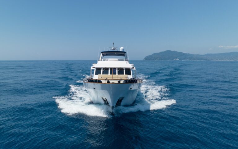 Superyacht LIBERTY OF LONDON