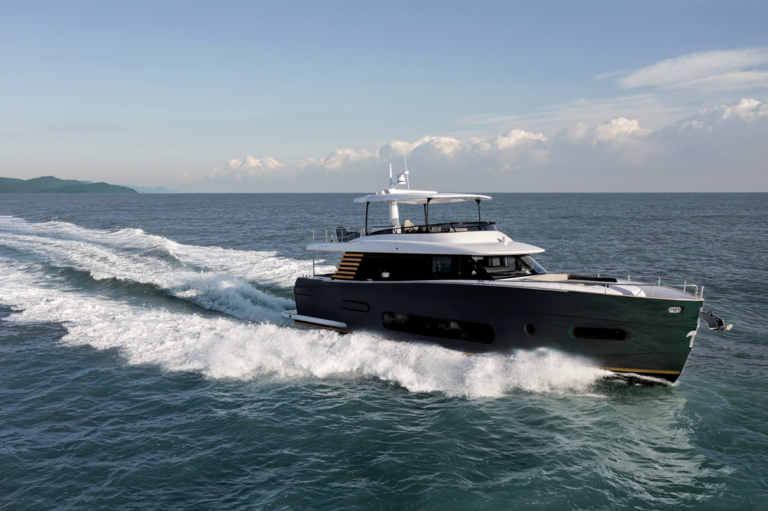 Superyacht MAGELLANO 66