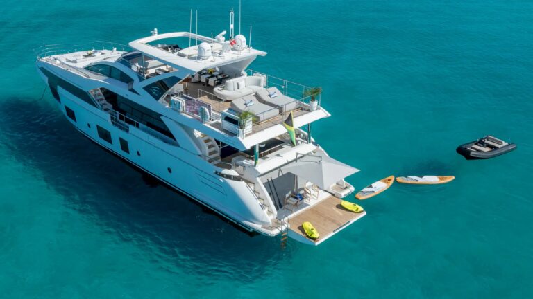 Superyacht PIER PRESSURE