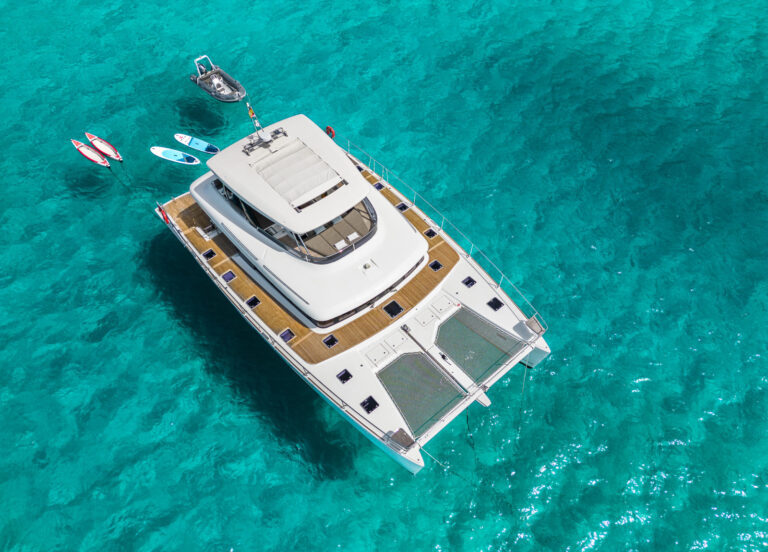 Superyacht SEEK