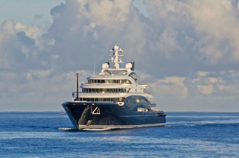 The 133m Yacht SERENE