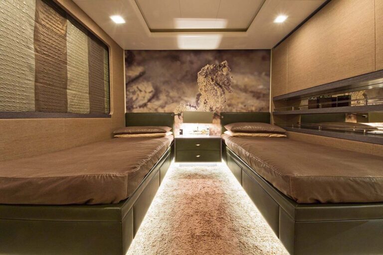 Twin Cabin