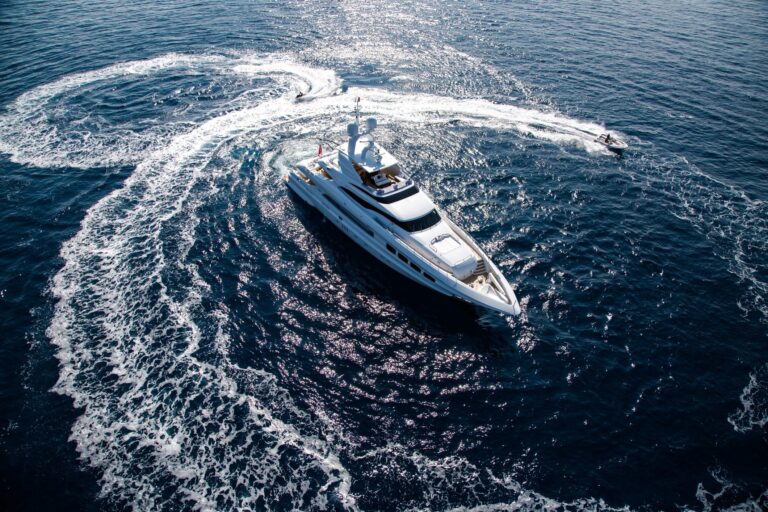 Discover The Mediterranean On Charter Yacht Manifiq