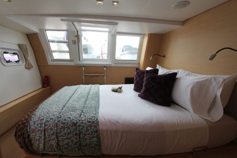 The 19m Yacht FOXY LADY