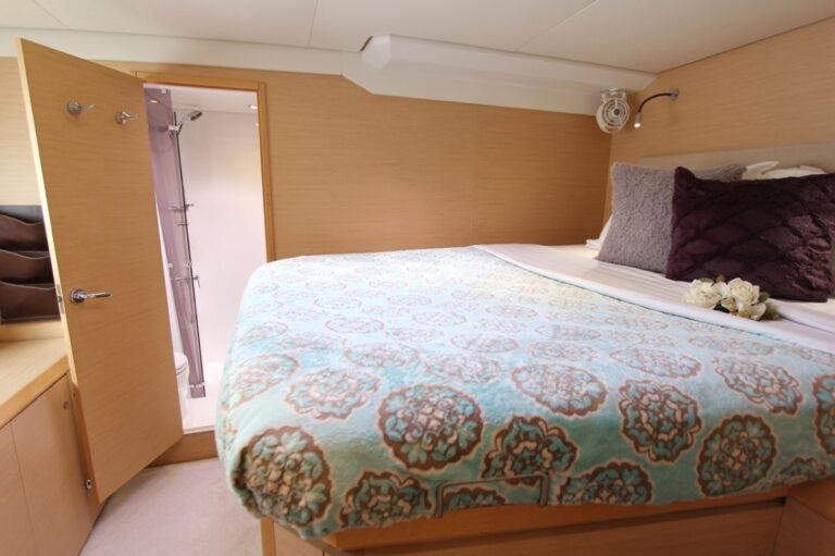 The 19m Yacht FOXY LADY