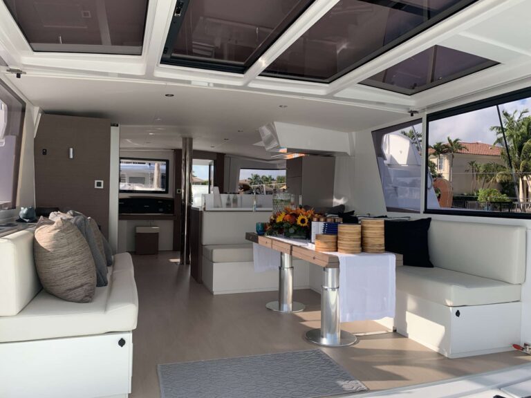 Aft deck dining