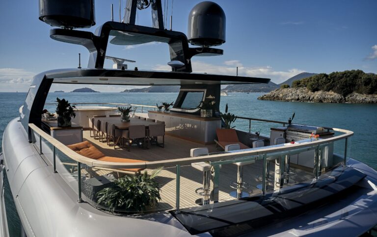 Stunning sun deck
