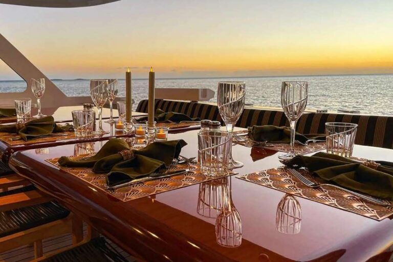 Main deck aft al fresco dining