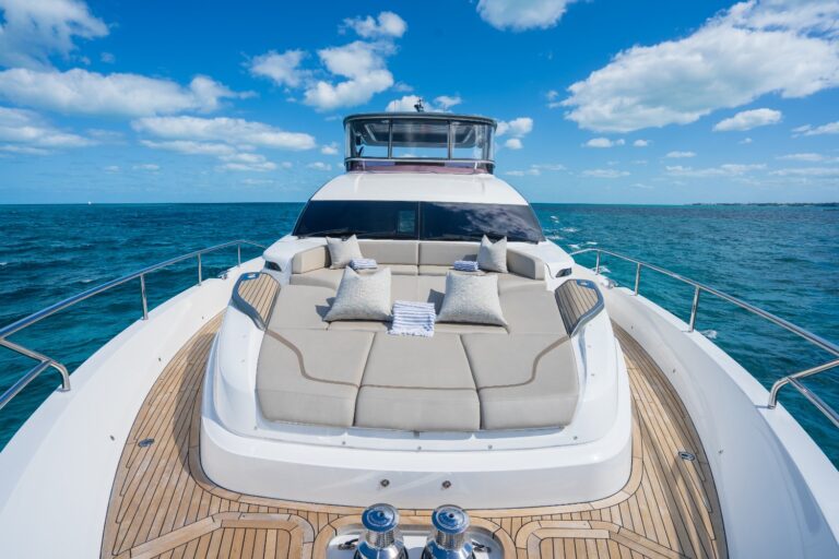 Foredeck sun pads with adjustable sections