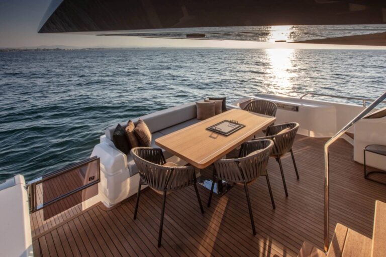 Aft Deck Dining