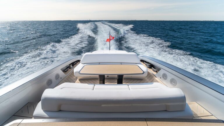 Aft Deck Seating