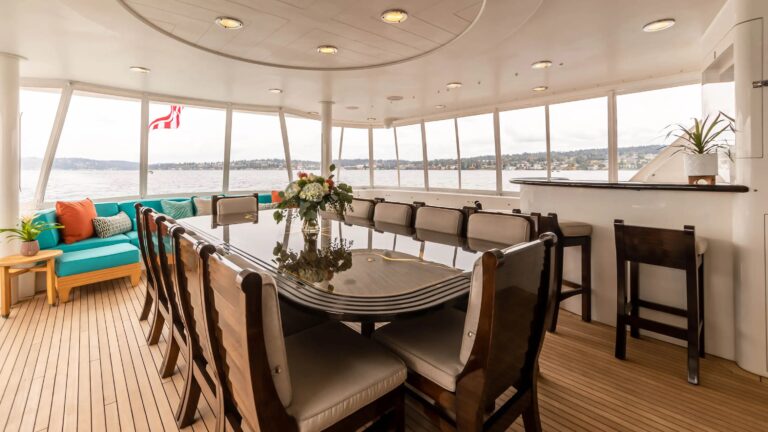 Main Deck Dining