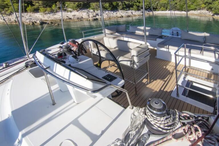 Flybridge