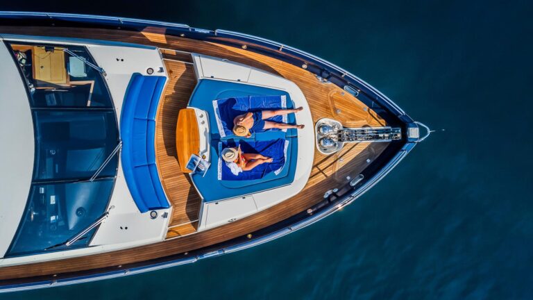 Foredeck Seating And Sun Pads