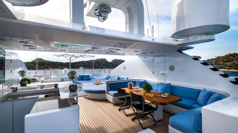 Sun Deck Seating And Dining