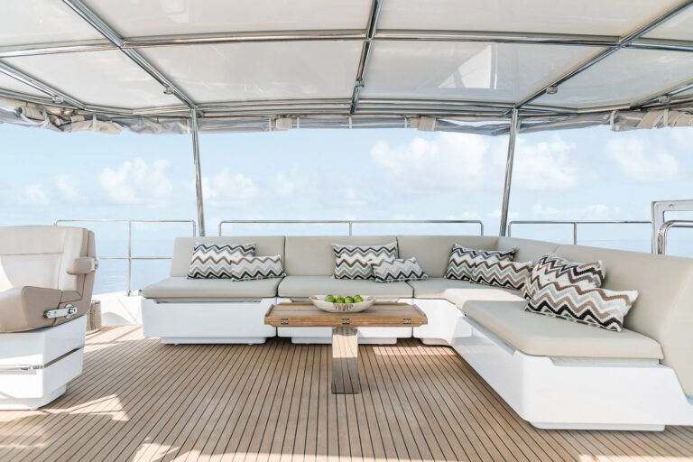 Sun Deck (sistership)