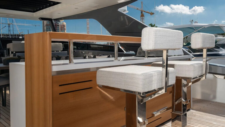 Sun Deck Bar