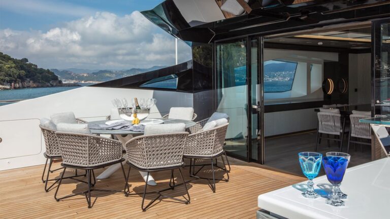 Dining On Fly Deck