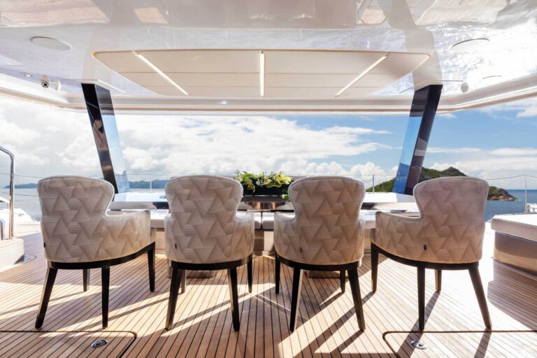 Aft Dining Setting