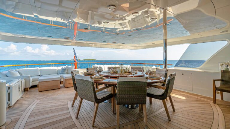 Bridge Deck Dining