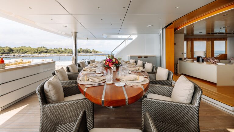 Upper Deck Dining