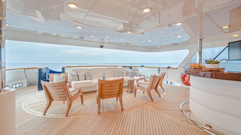 Main Deck Seating