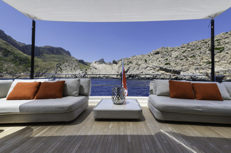 Upper Deck Day Beds
