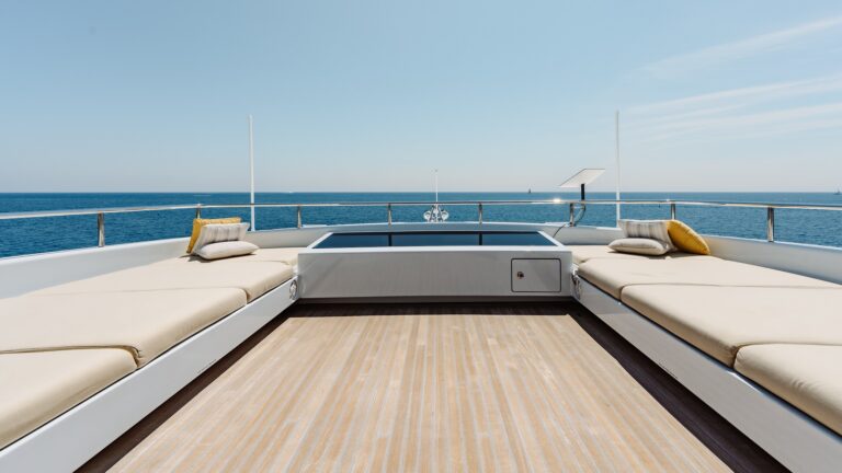 Seating On Top Deck