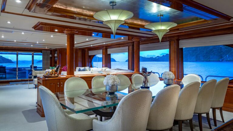 Main Deck Dining