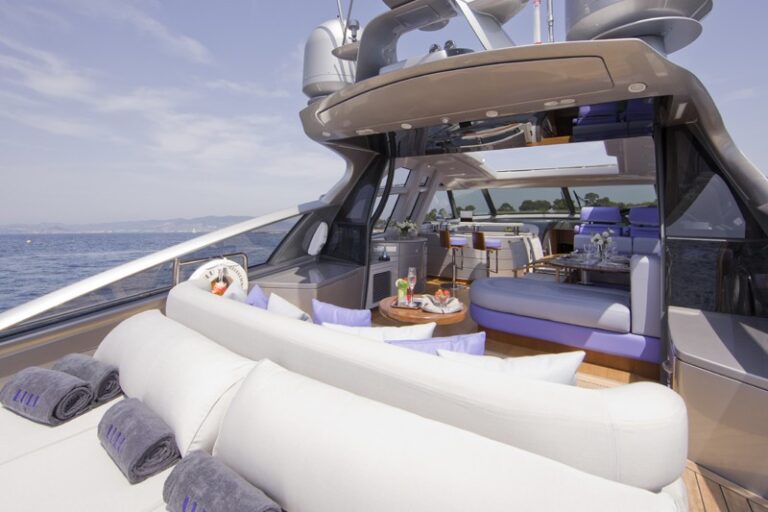The 23m Yacht LOW BLOW